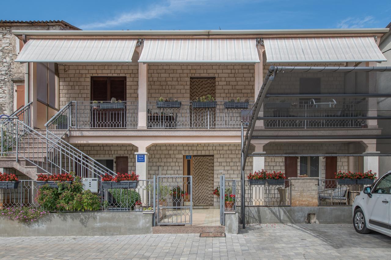 Apartmenst Saban 1709 Murine Dış mekan fotoğraf