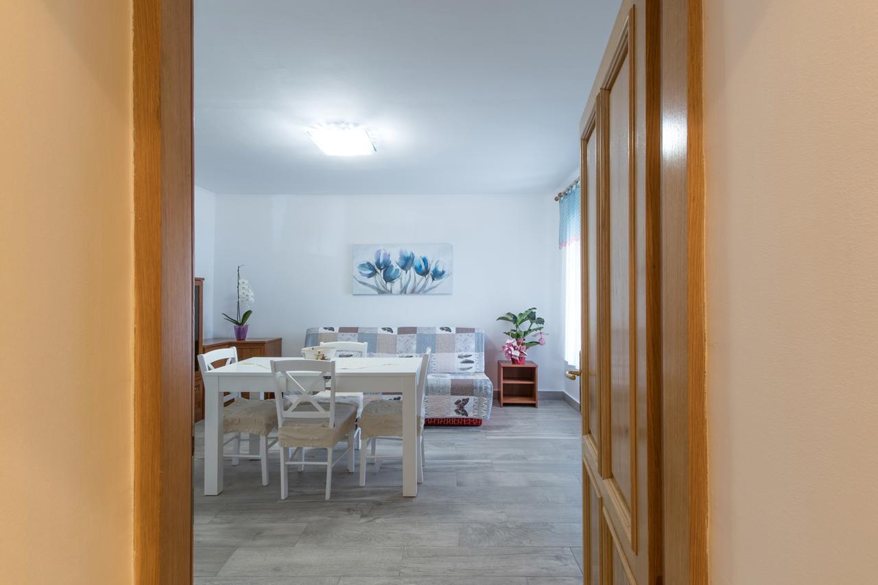 Apartmenst Saban 1709 Murine Dış mekan fotoğraf